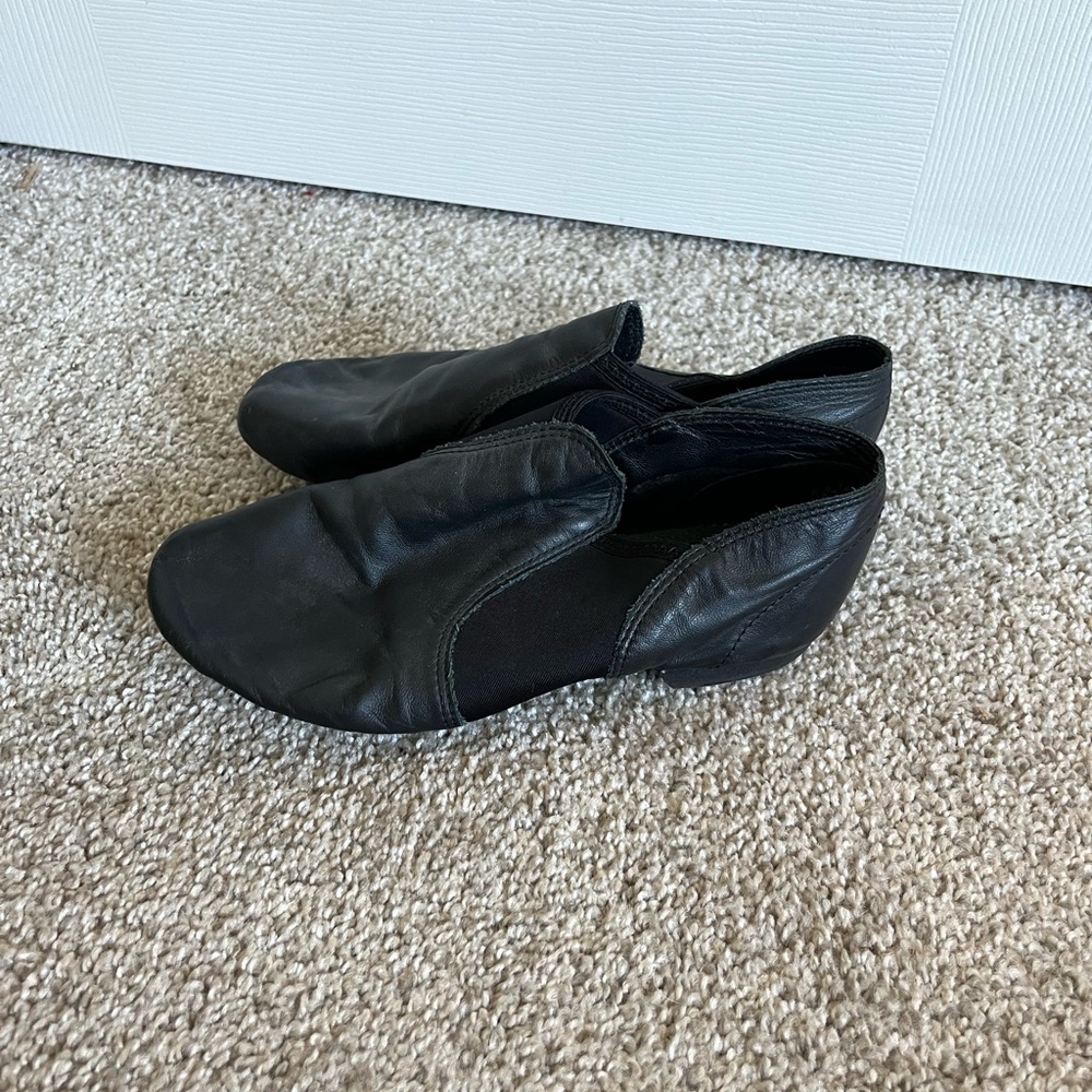 Capezio Black Women's E-Series Jazz Shoe